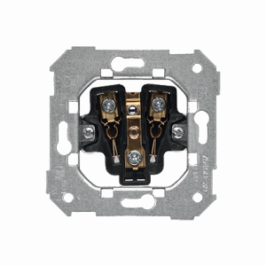Gniazdo wtyczkowe pojedyncze z uziemieniem (mechanizm), 16A, 250V~, śrubowe. !Dla uzyskania IP44 należy dodać pokrywę z klapką i uszczelkę | 75458-39