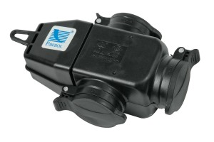 Rozgałęźnik trójgniazdowy 3x250V, 16A, IP 44 | D.3156