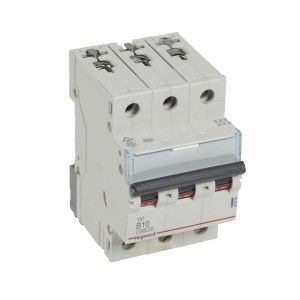 WYŁĄCZNIK NADPRĄDOWY S 303 3P B 10A 6000A SERII TX3 | 403400